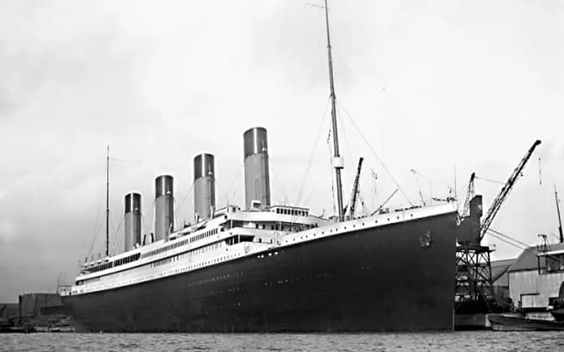 Titanic - Royal Mail Ship