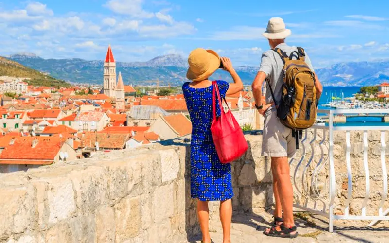 how many Tourists Travel To Croatia